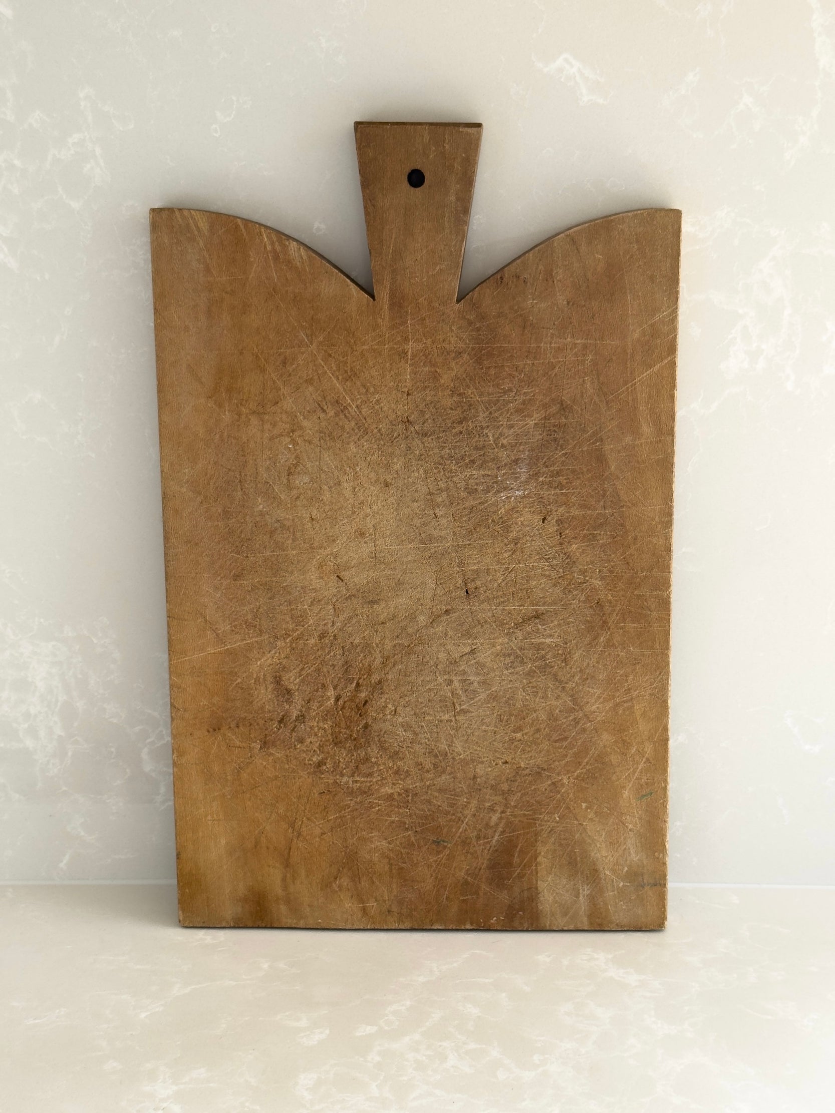 Rectangle Timber Board with Scalloped Crest