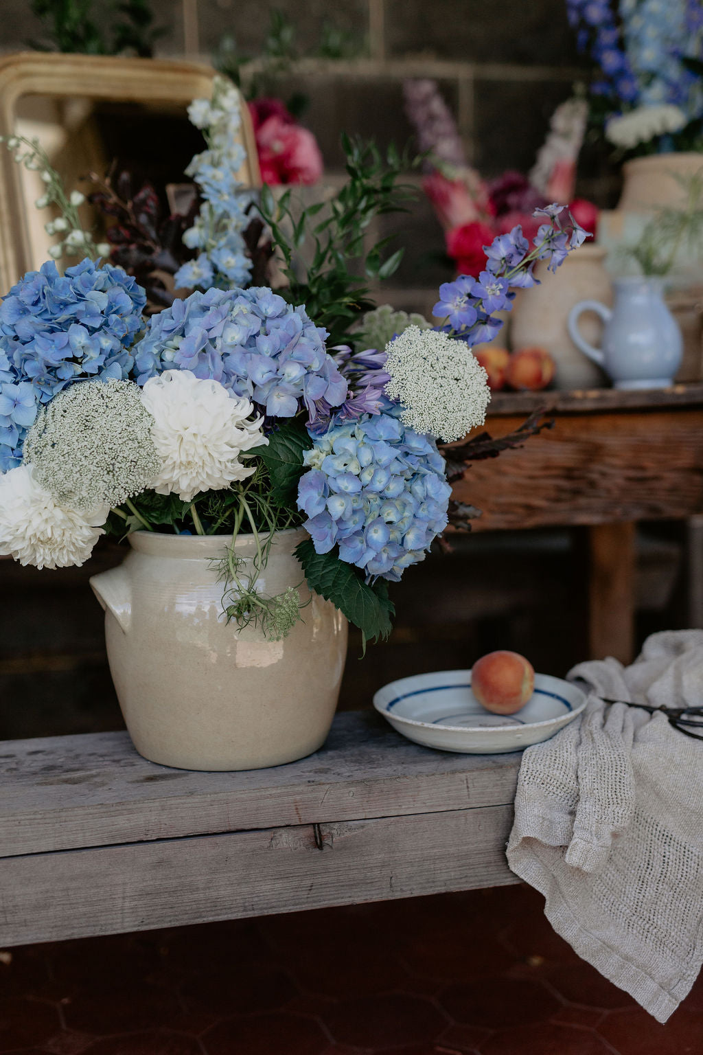 Antique Classic Cream Confit Pot